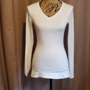 Under Armor Cold Gear Stretch V-Neck Top